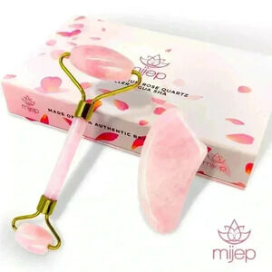 EXCELLENT BRAND NEW Mijep 2 in 1 Premium Rose Quartz Roller & Gua Sha